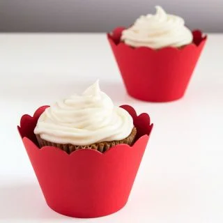 Red Scalloped Cupcake Wrapper (12)